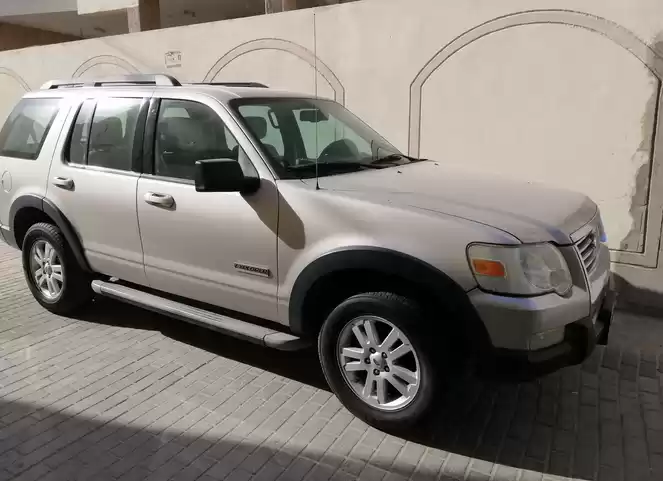 Gebraucht Ford Explorer Zu verkaufen in Doha #5646 - 1  image 